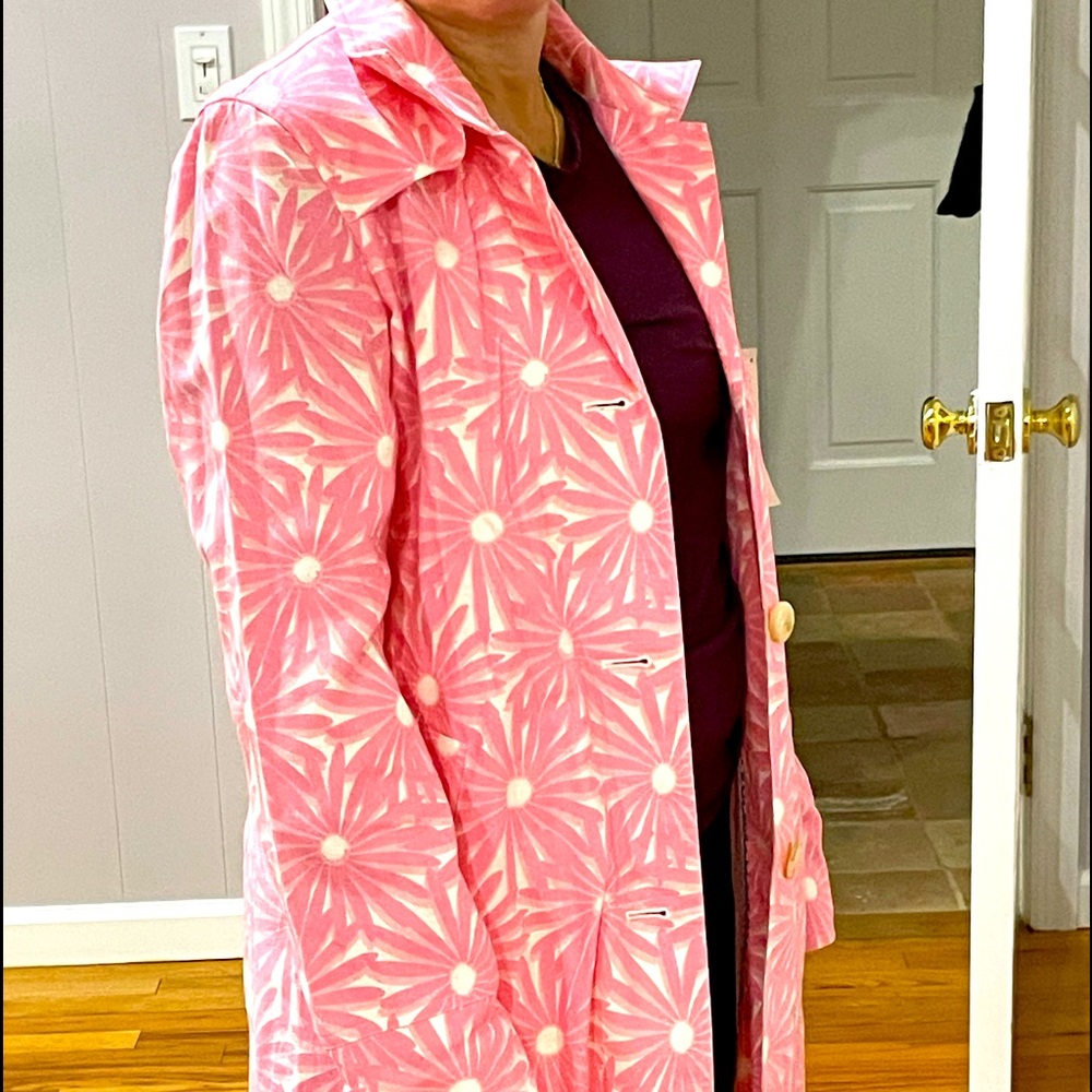 Vineyard Vines spring/summer jacket. Never worn with tag.